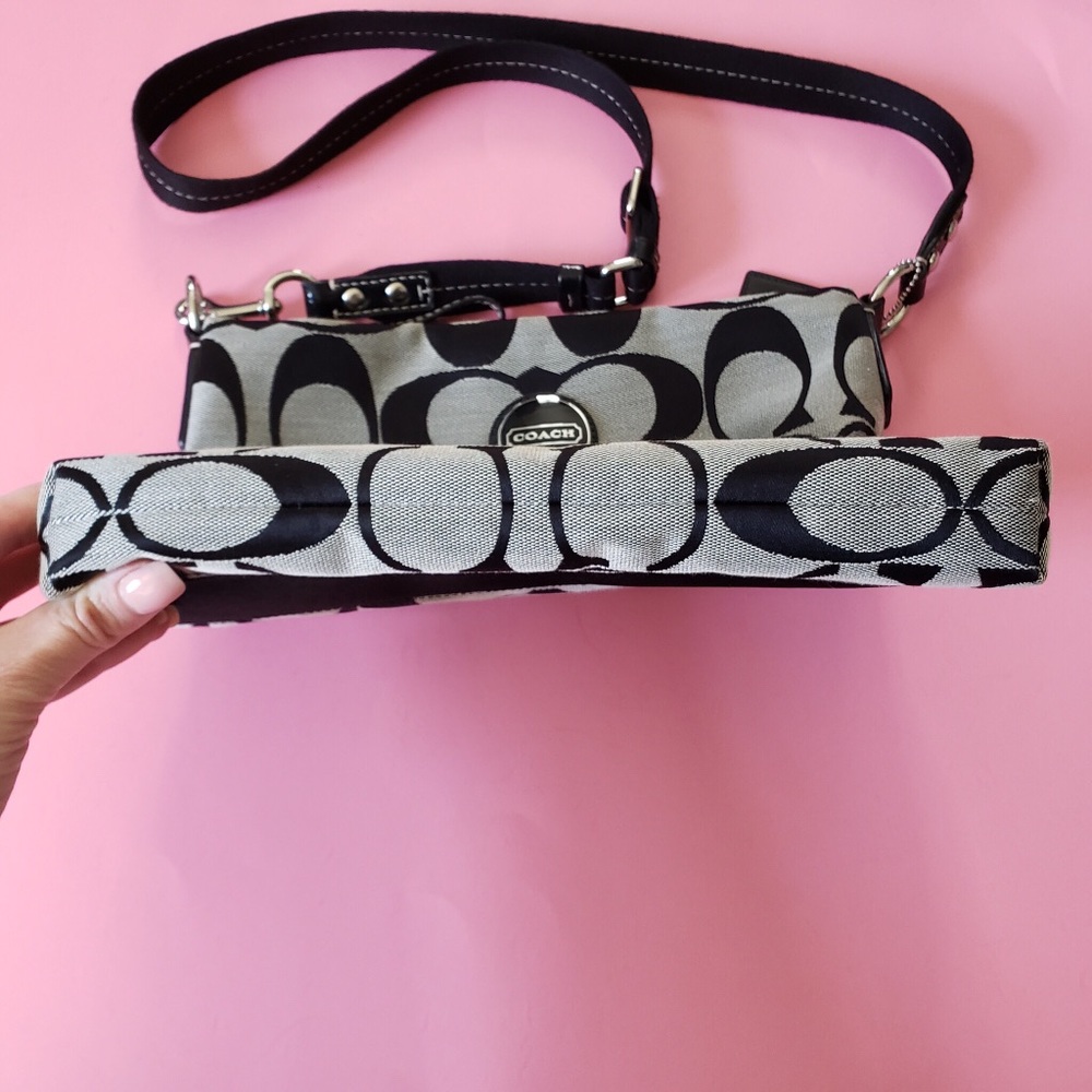 Coach Black Signature Jacquard Large Crossbody - Picture 7 of 8